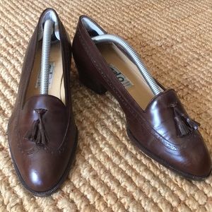 Italian Hand made shoes w/tassle barely used.